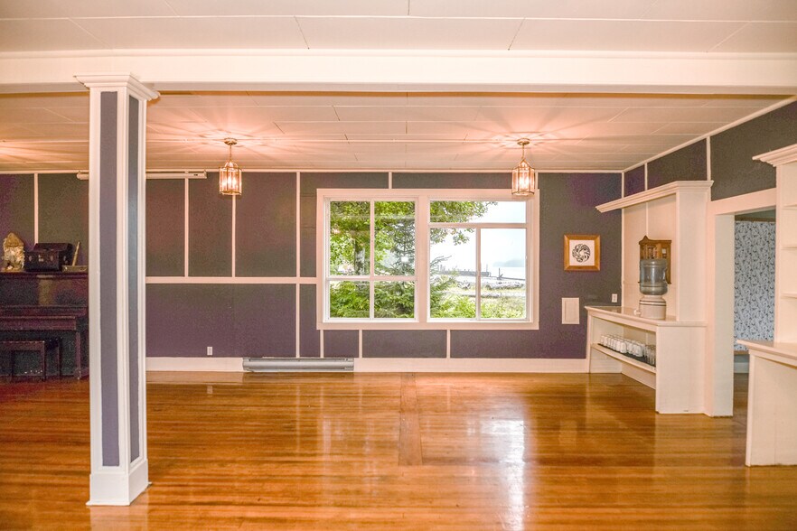 More Photos Of 3900 Skeena Dr, Port Edward Land For Sale