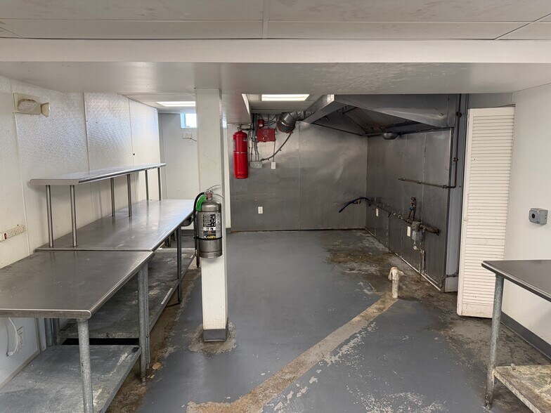 More Photos Of 751 Union Blvd, Allentown Storefront Retail Office For Sale