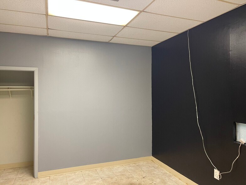 More Photos Of 6301 Choctaw Dr, Baton Rouge Warehouse For Sale