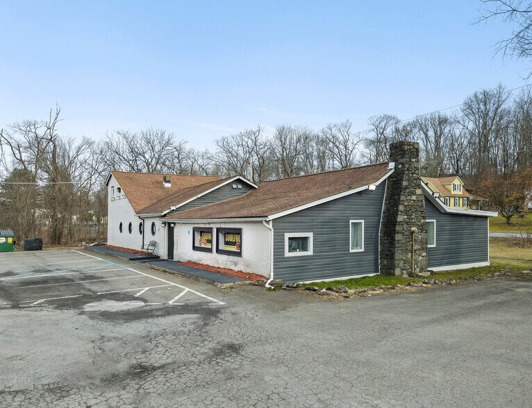 More Photos Of 2080 Milford Rd, East Stroudsburg Restaurant For Lease