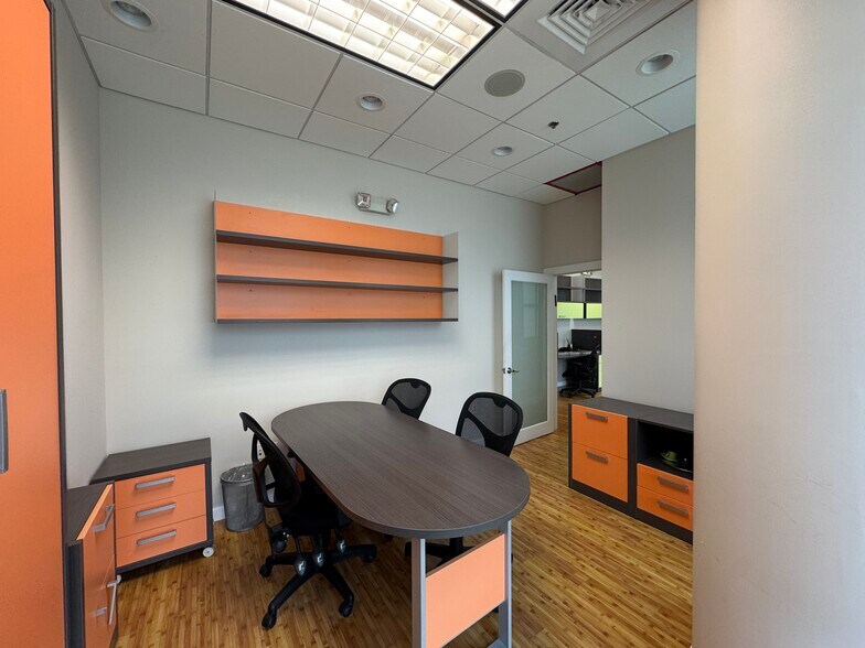 More Photos Of 20900 NE 30th Ave, Aventura Office Residential For Lease