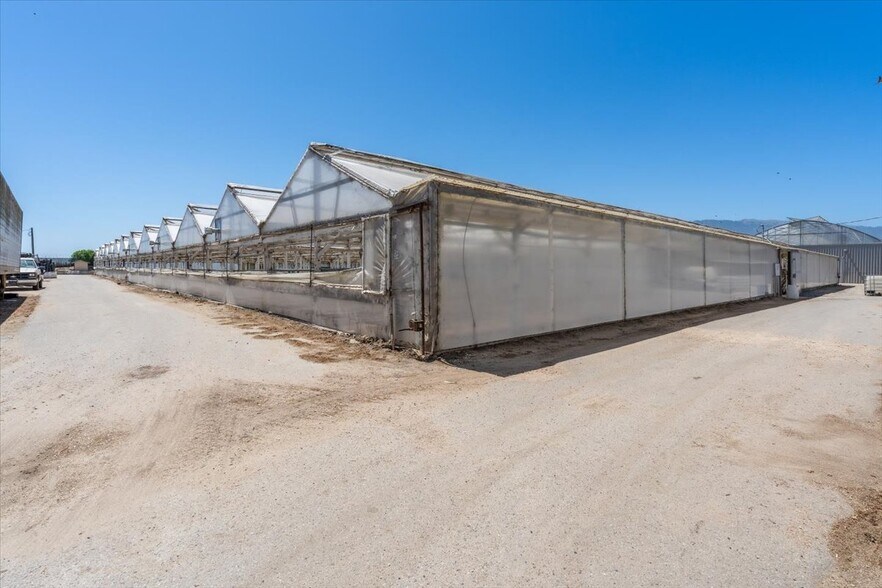 More Photos Of 23820 Potter Rd, Salinas Contractor Storage Yard For Sale