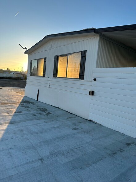 More Photos Of 570 S Cypress St, La Habra Land For Lease