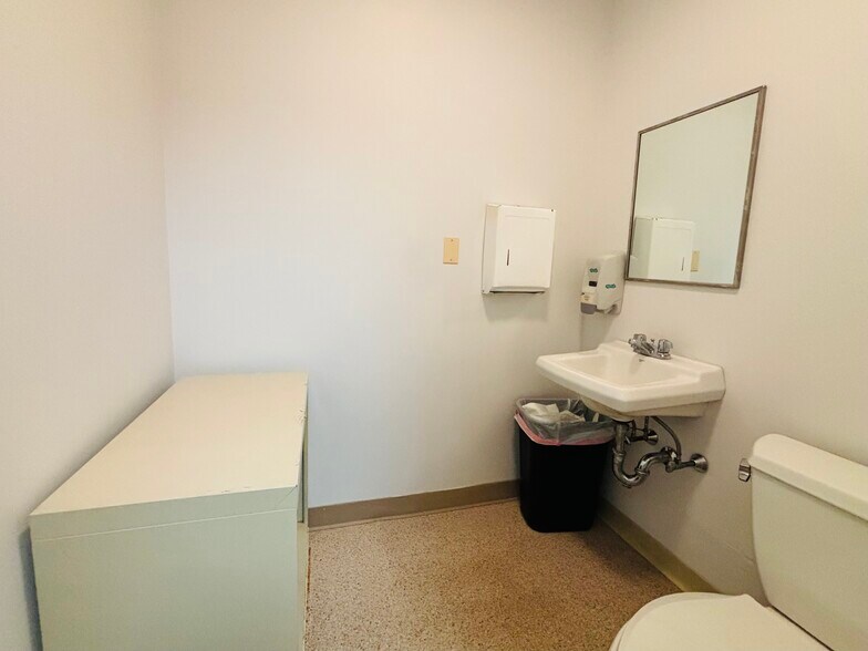 More Photos Of 789 Main St, Great Barrington Medical For Sale