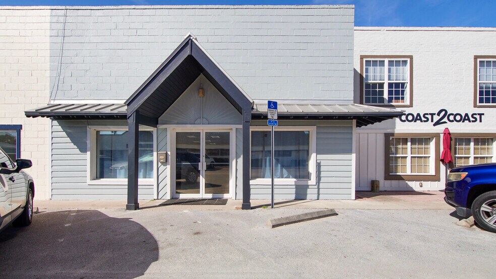 Primary Photo Of 308 Williams Ave, Port Saint Joe Storefront For Sale