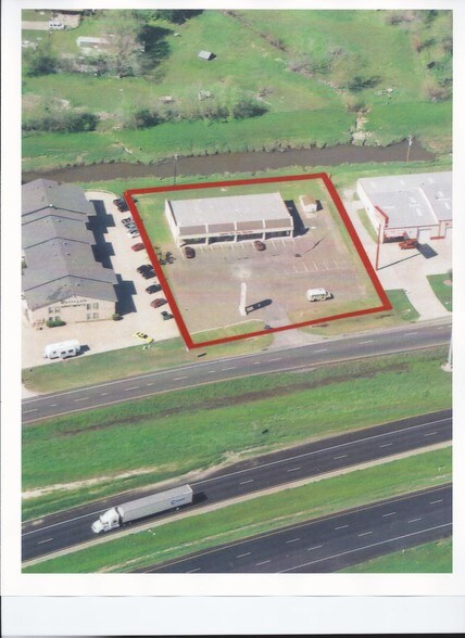 More Photos Of 1118 Interstate Highway 30, Greenville Storefront Retail Office For Lease