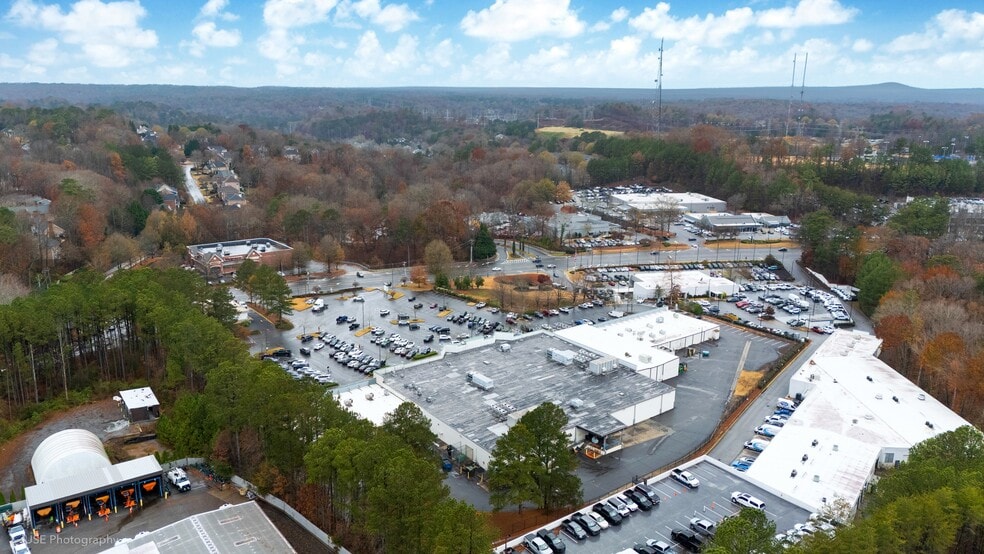 More Photos Of 7507 NE Roswell Rd, Atlanta Unknown For Lease