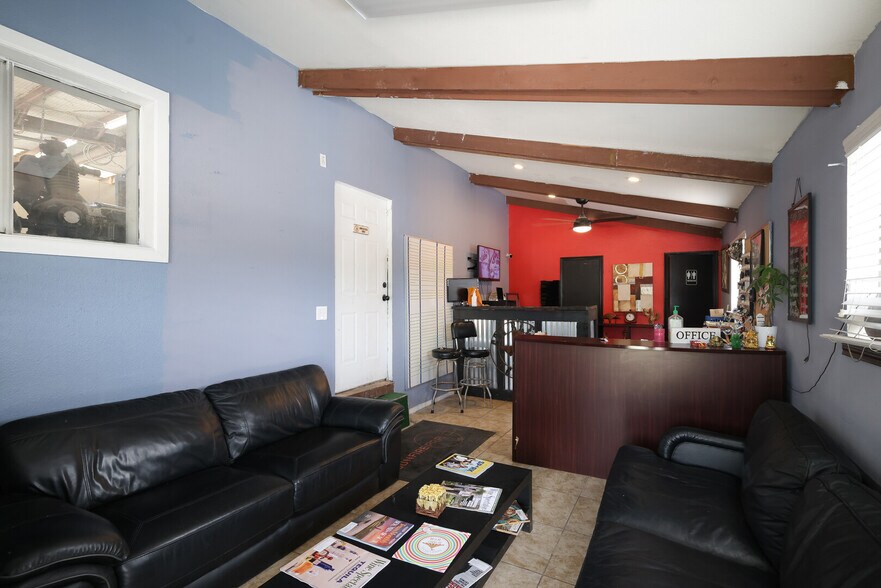 More Photos Of 15451 Bulverde Rd, San Antonio Auto Repair For Sale