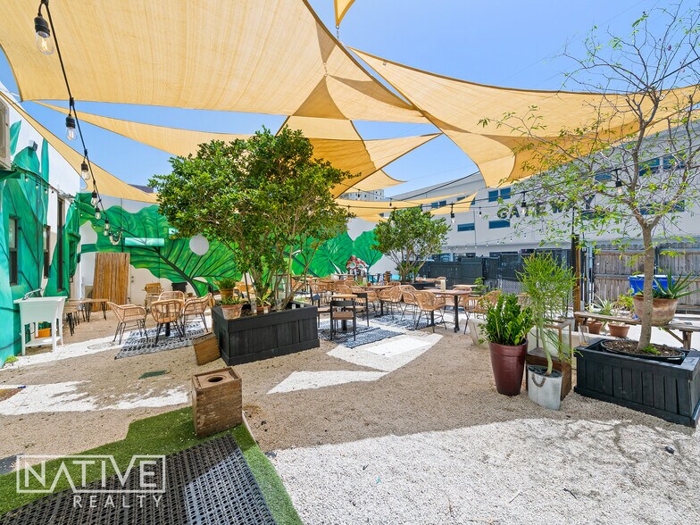 More Photos Of , Fort Lauderdale Unknown For Sale