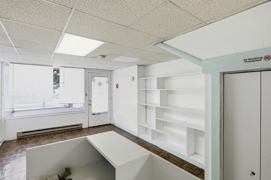 More Photos Of 54 E Franklin St, Hagerstown Storefront Retail Office For Lease