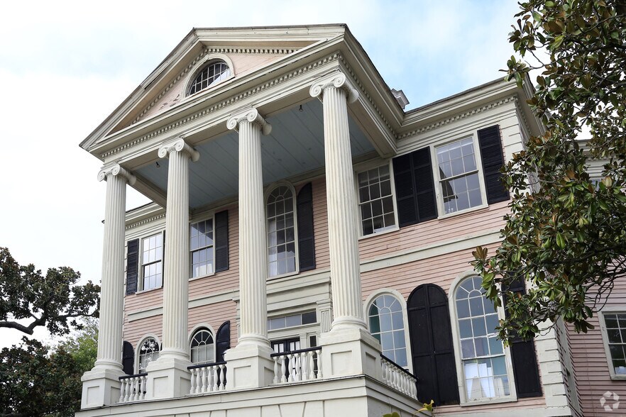 More Photos Of 635 E Bay St, Charleston Office Residential For Lease