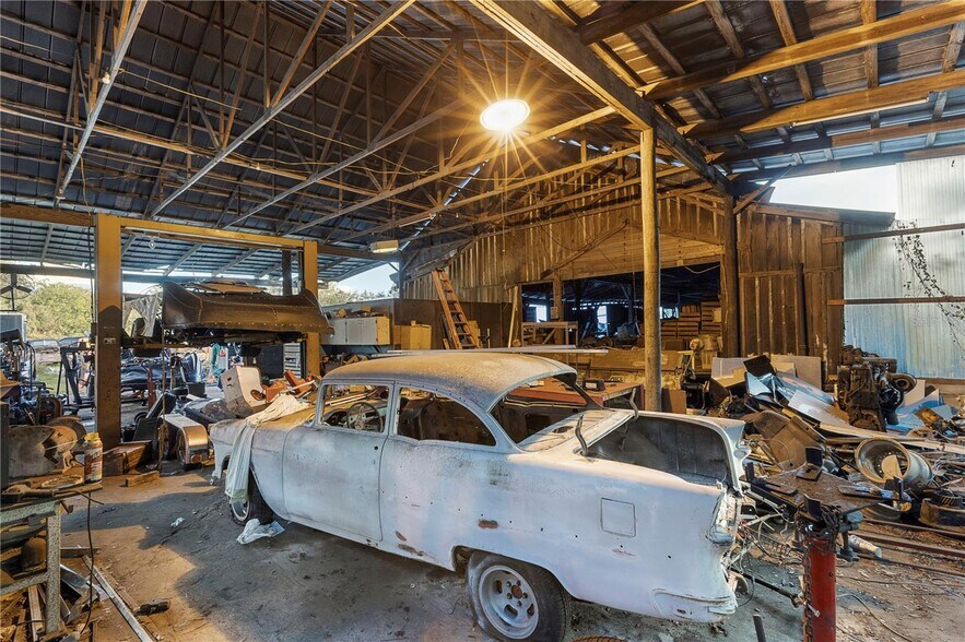 More Photos Of 15058 Balm Rd, Wimauma Industrial For Sale