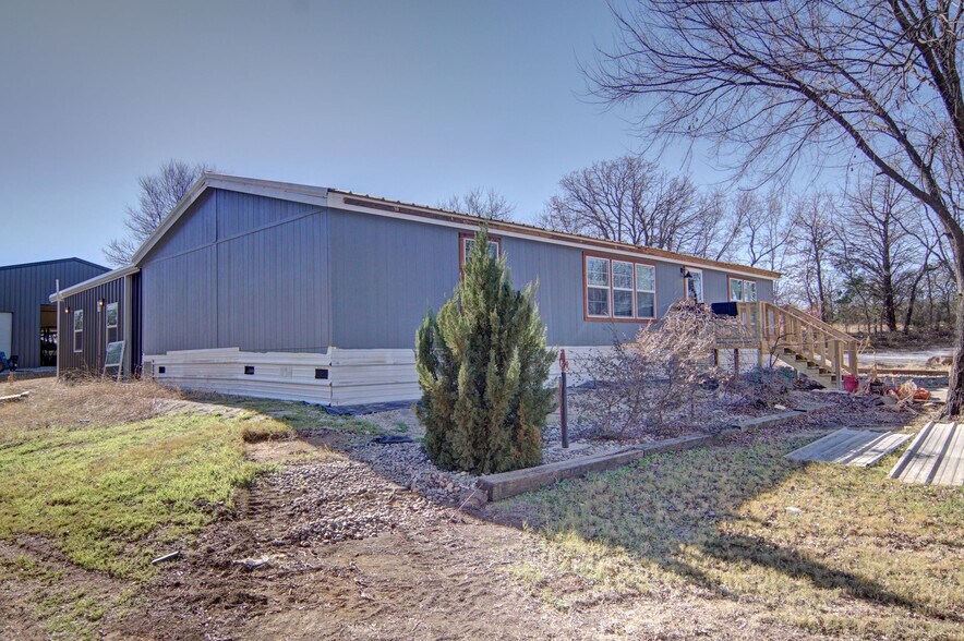 More Photos Of 4262 Burleson Retta Rd, Burleson Flex For Sale