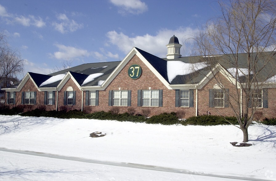 More Photos Of 37 Mountain Blvd, Warren Office For Lease