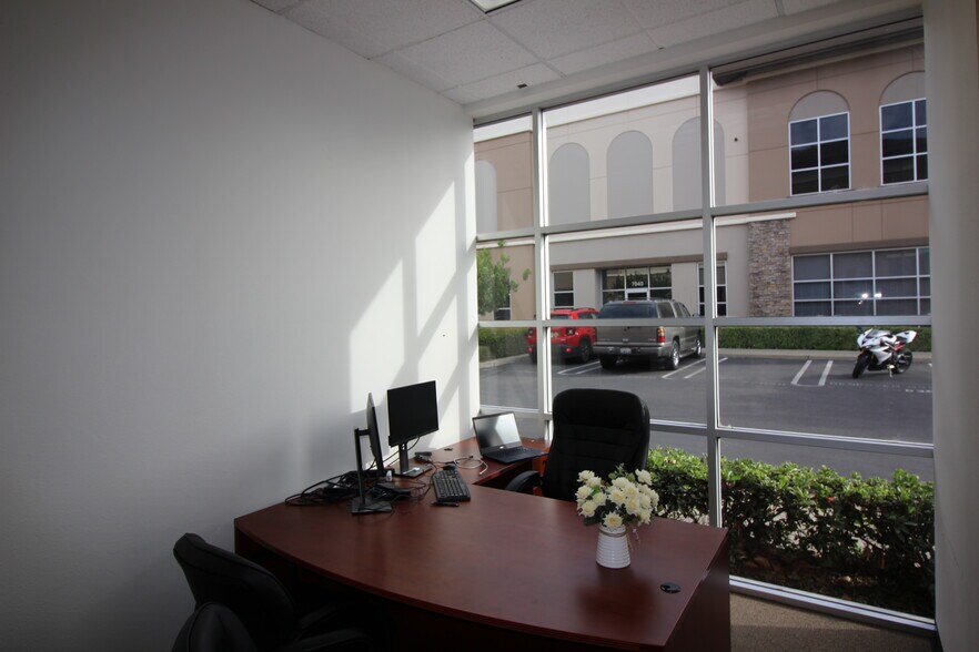 More Photos Of 6350-6362 Clark Ave, Dublin Light Manufacturing For Sale