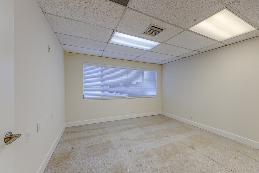 More Photos Of 2769-2777 E Atlantic Blvd, Pompano Beach Storefront Retail Office For Lease