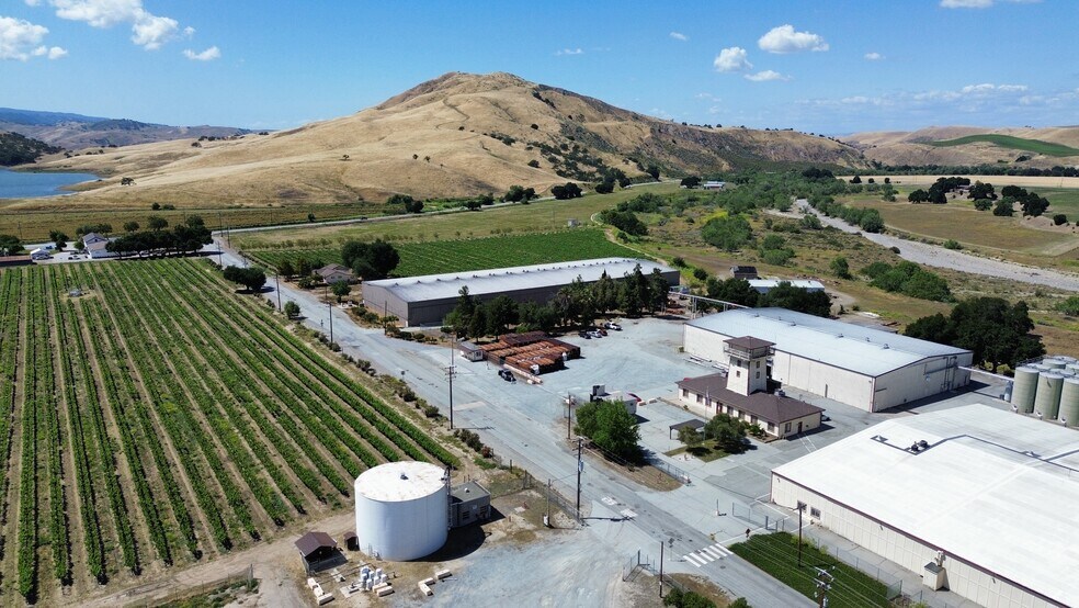 More Photos Of 385 Panoche Rd, Paicines Winery Vineyard For Sale