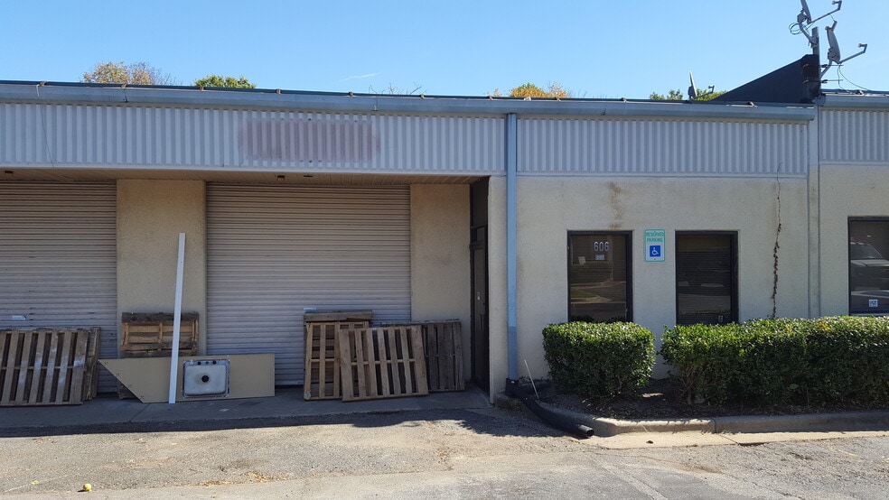 More Photos Of 9244 E Hampton Dr, Capitol Heights Unknown For Lease