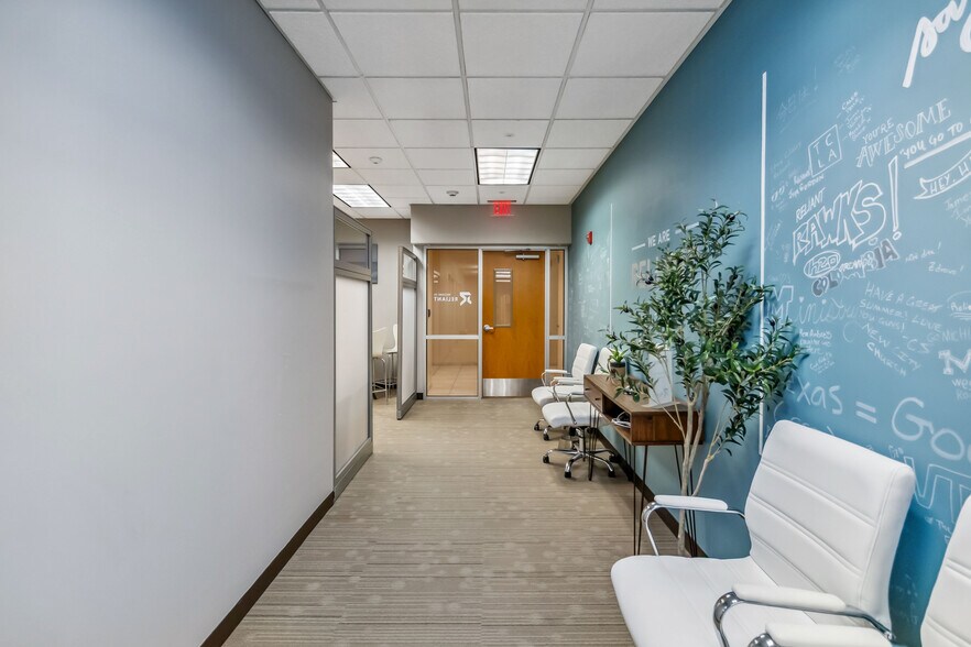 More Photos Of 11002 Lake Hart Dr, Orlando Religious Facility For Lease