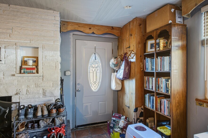 More Photos Of 24 Matisse Rd NE, Albuquerque Apartments For Sale