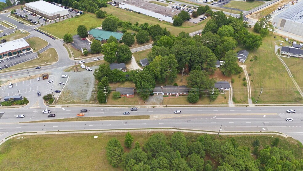 More Photos Of 2028 N Broad St, Fuquay Varina Land For Sale