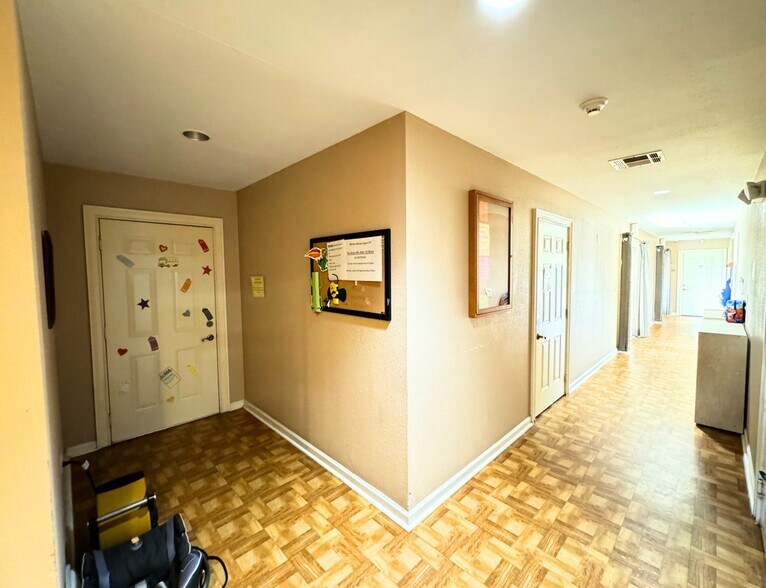 More Photos Of 2027 Main St, Waller Daycare Center For Sale