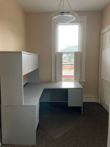 More Photos Of 510 Washington Ave, Carnegie Coworking Space