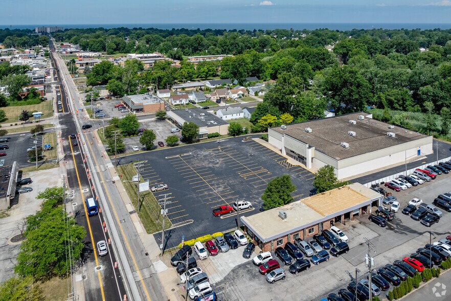 More Photos Of 33459 Vine St, Eastlake Freestanding For Lease