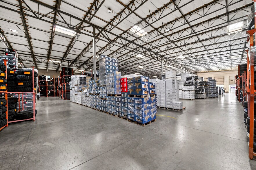 More Photos Of 13875 Live Oak Ave, Irwindale Warehouse For Sale