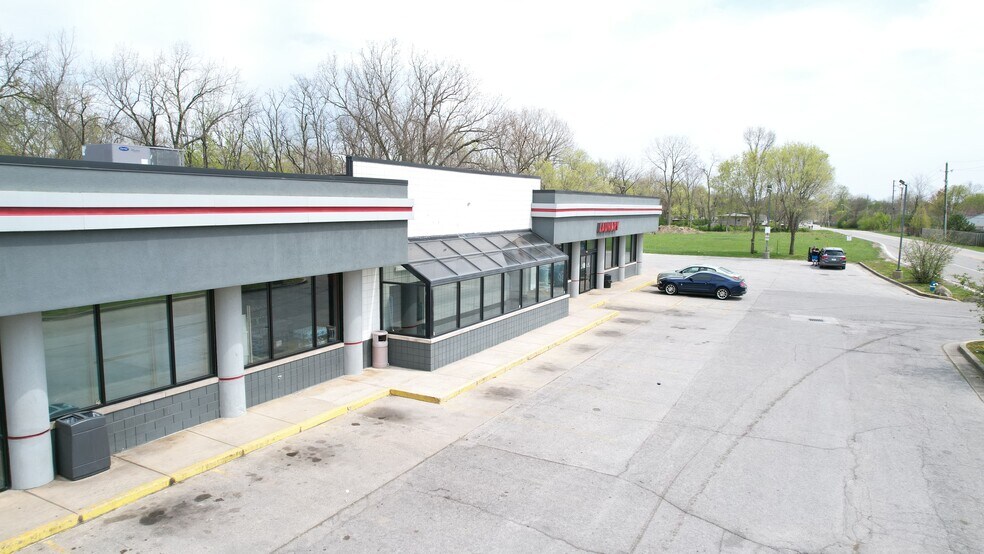 More Photos Of 5252 W Troy Ave, Indianapolis Service Station For Sale