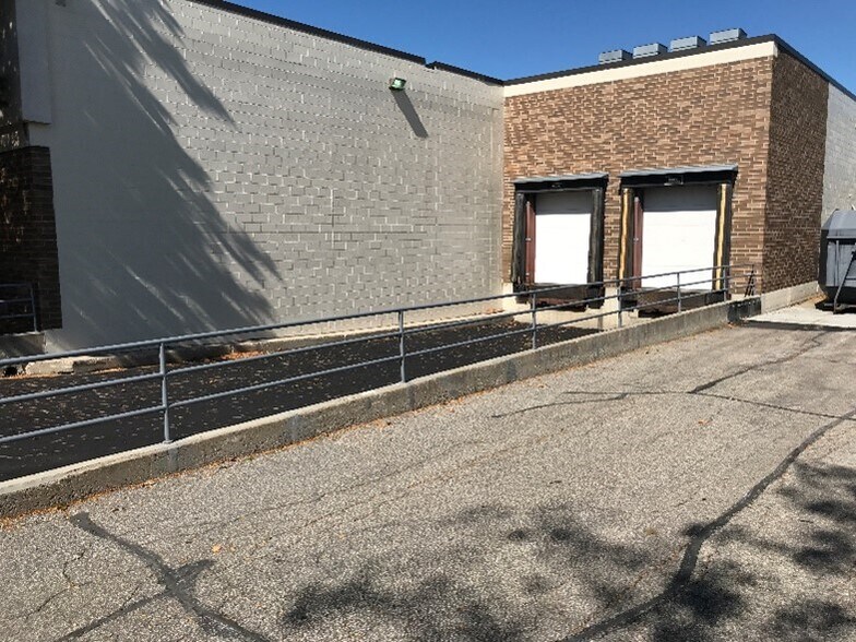 More Photos Of 1230 State St N, Waseca Storefront For Sale