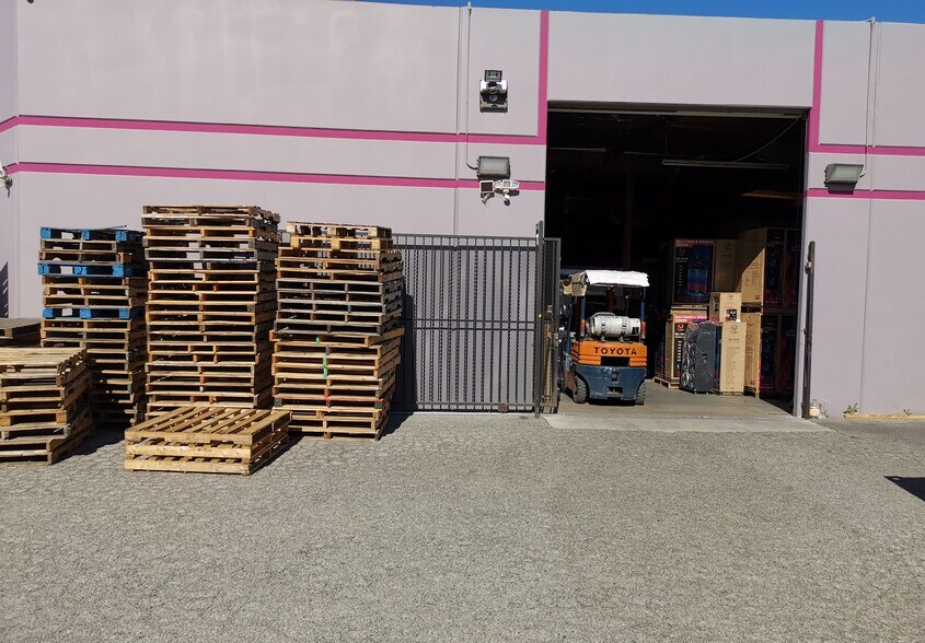 More Photos Of 11254-11268 Rush St, South El Monte Warehouse For Lease