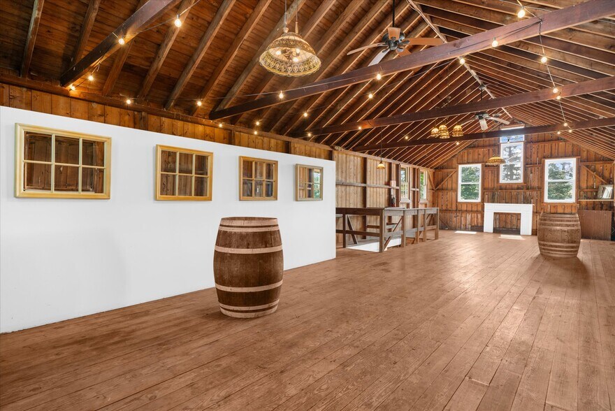 More Photos Of 5358 York Rd, Doylestown Hospitality For Sale