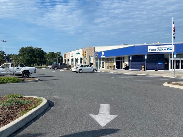 Primary Photo Of 1415 Ohio St, Live Oak General Retail For Lease