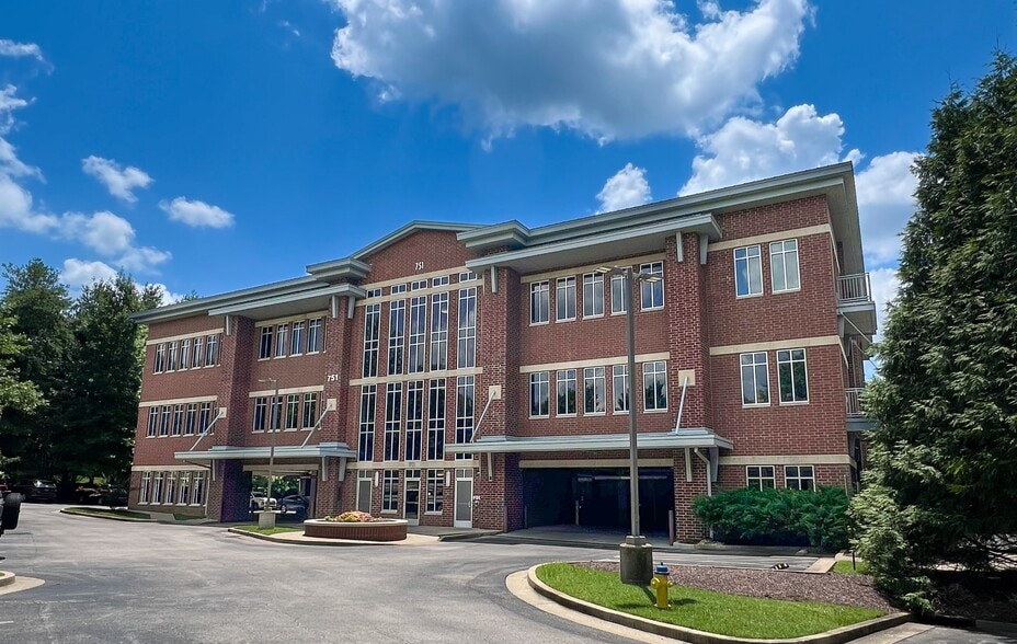 Primary Photo Of 751 Cool Springs Blvd, Franklin Office For Lease