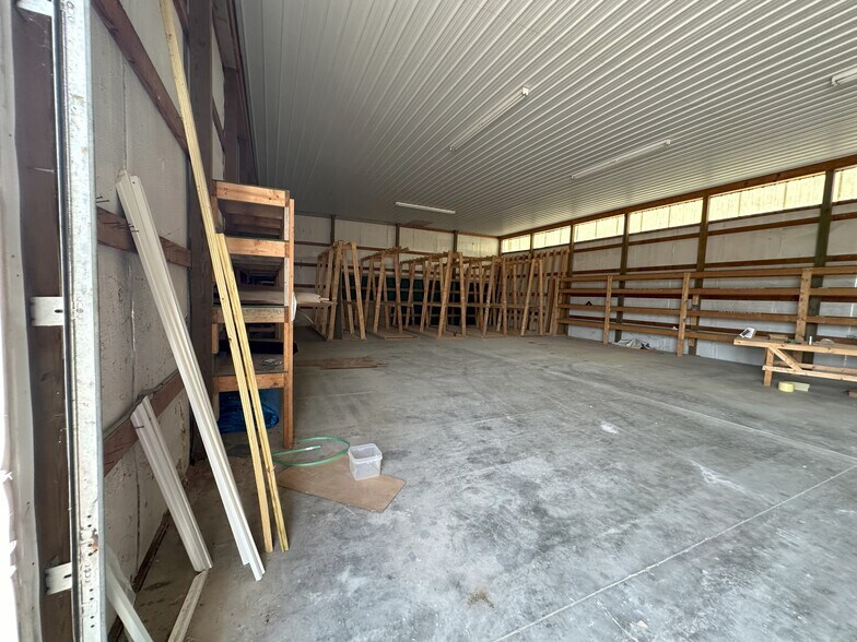 More Photos Of 12432 US-60, Cloverport Auto Repair For Sale