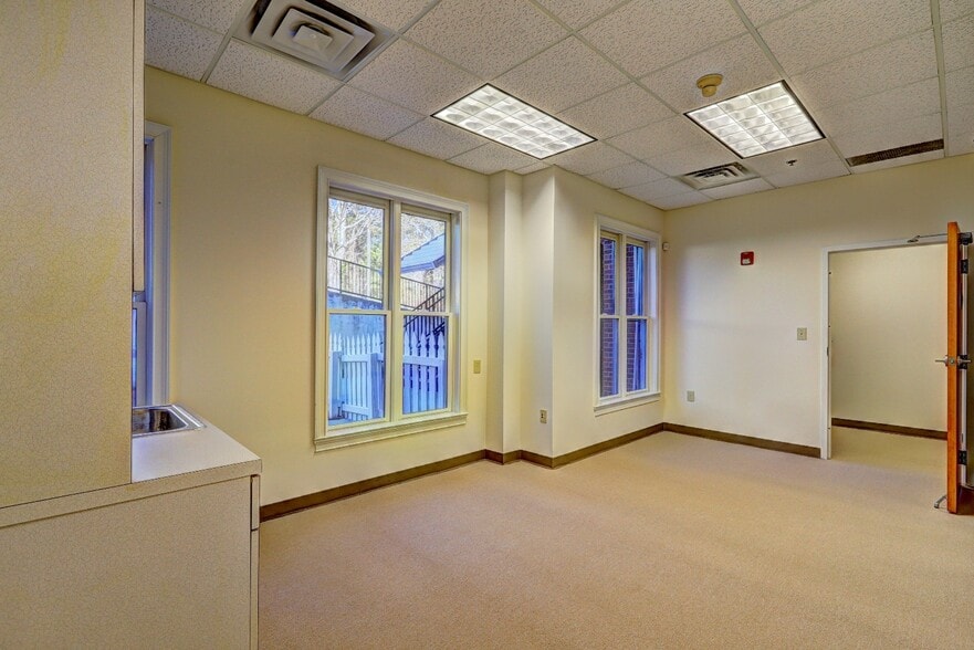 More Photos Of 3800 Lenora Church Rd, Snellville Religious Facility For Sale