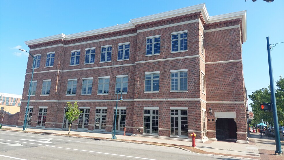 More Photos Of 130 S Union St, Traverse City Office For Lease