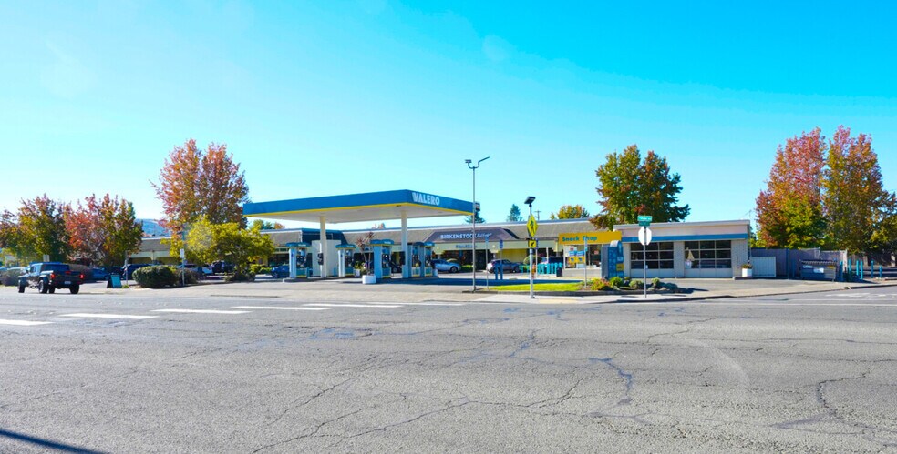Primary Photo Of 1101 Yulupa Ave, Santa Rosa Service Station For Sale