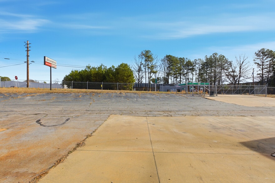 More Photos Of 36 Mize Rd, Toccoa Light Manufacturing For Sale