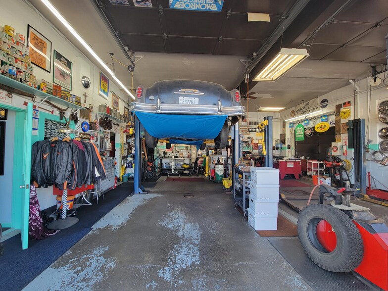 More Photos Of 744 Springfield St, Dayton Auto Repair For Sale