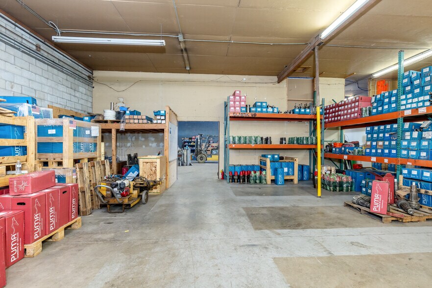 More Photos Of 450 S 4th St, Elko Warehouse For Lease