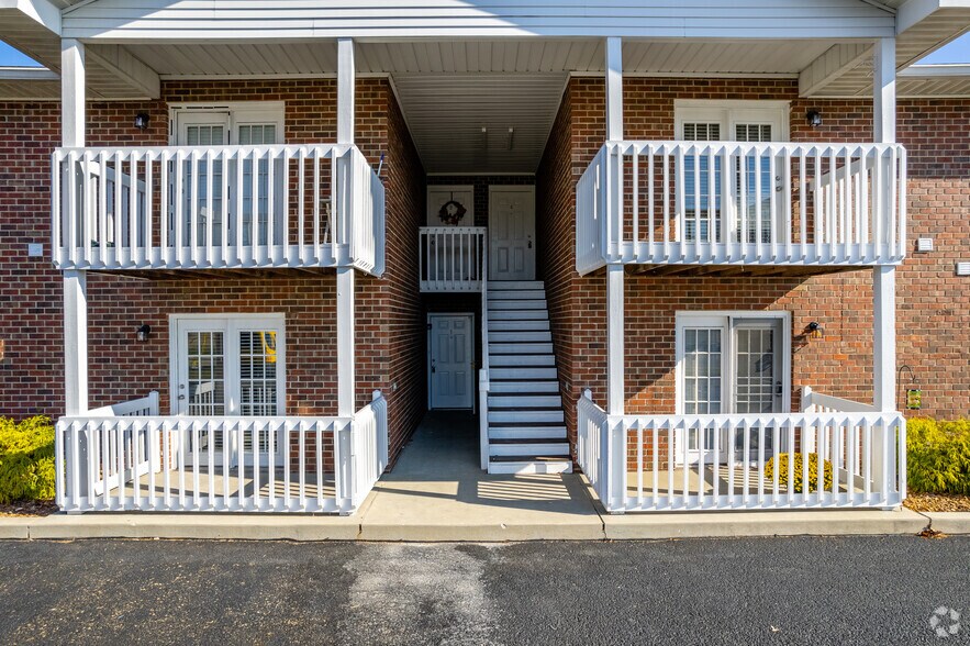 More Photos Of 1045 Fisk Rd, Cookeville Apartments For Sale