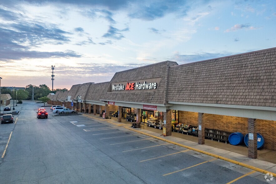 More Photos Of 15225 W 87th St, Lenexa Unknown For Lease