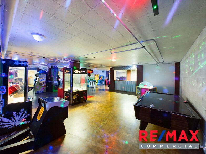 More Photos Of 1057 Sheridan Ave, Cody Restaurant For Sale