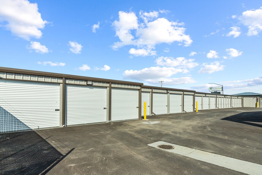 More Photos Of 17848 Middleton Rd, Nampa Self Storage For Sale