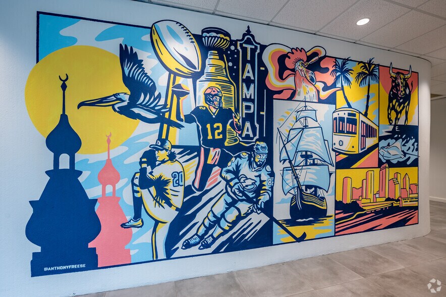 More Photos Of 5215 W Laurel St, Tampa Office For Sale