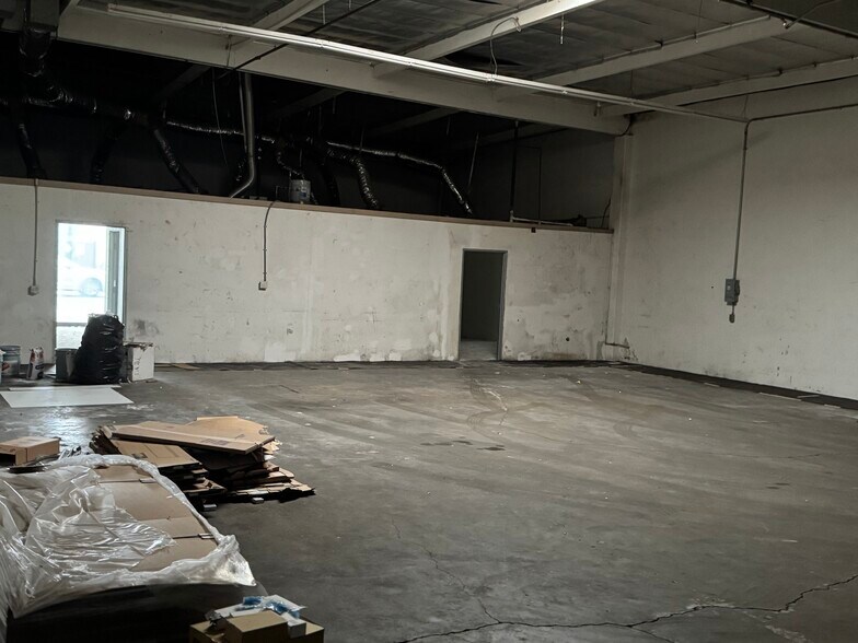 More Photos Of 16312 Garfield Ave, Paramount Warehouse For Lease