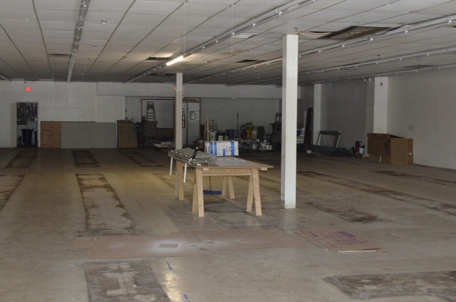 More Photos Of 3305 Bayshore Rd, Cape May Storefront For Lease