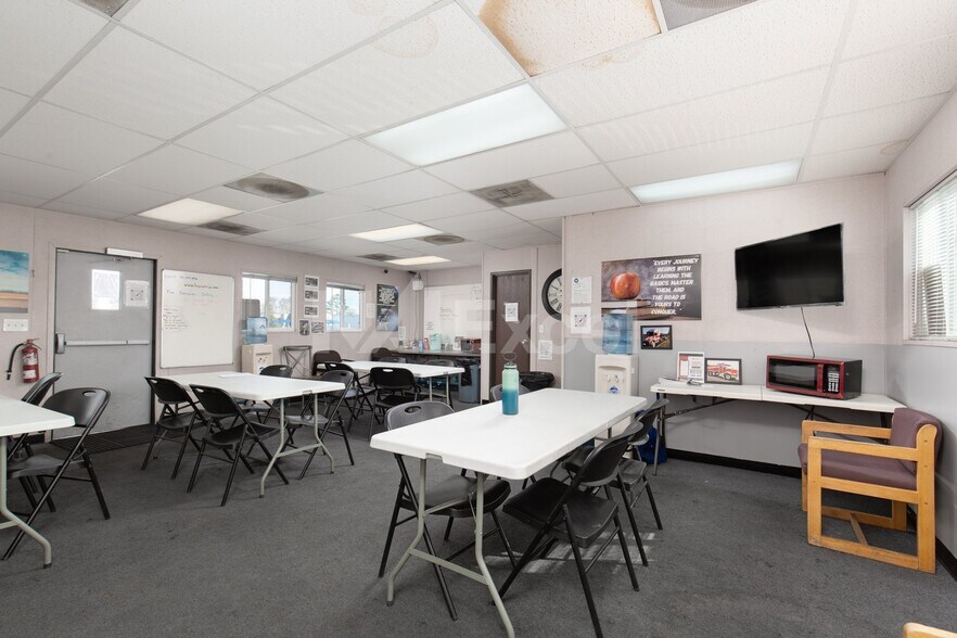 More Photos Of 2180 Pama Ln, Las Vegas Land For Lease